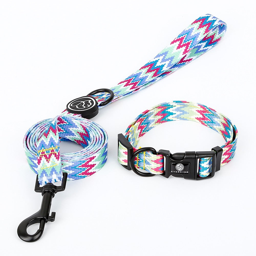 Checkered dog collar traction rope